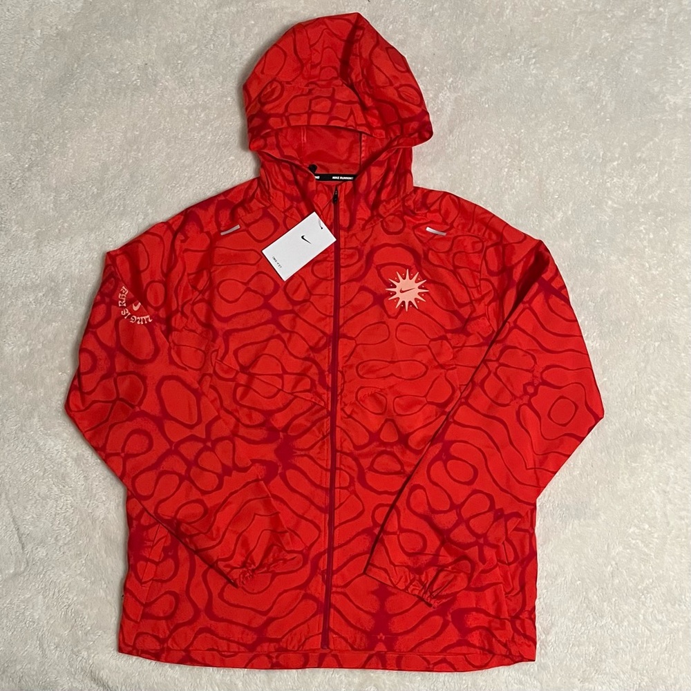 Nike Running Full Zip Red Wild Run Windbreaker Hooded Jacket